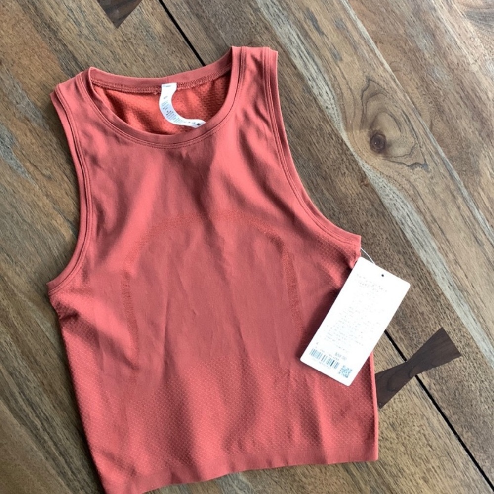 lululemon Swiftly High Neck Cropped Tank - 4, NWT